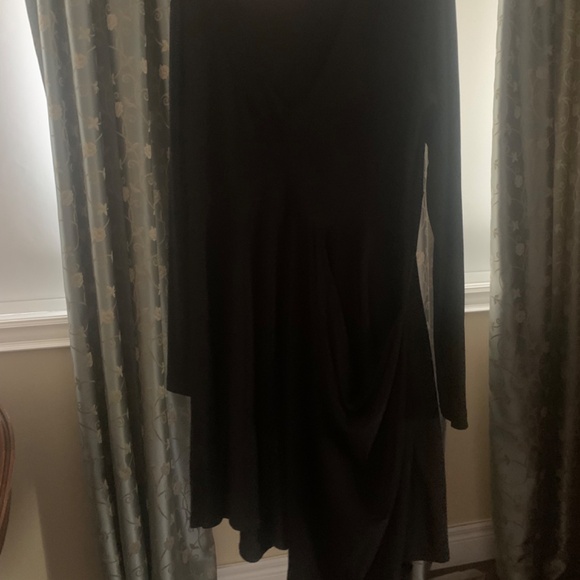 Sympli, top, Size 10, Black - Picture 4 of 4